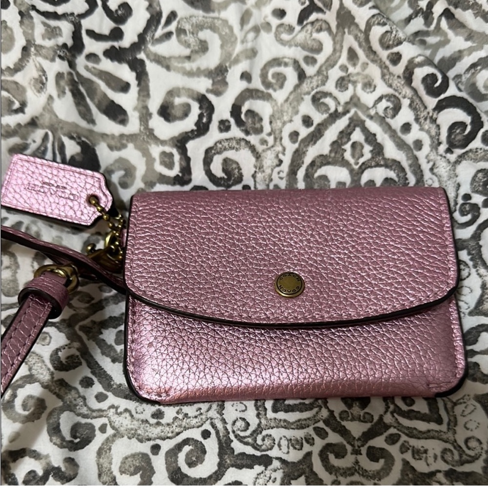 COACH Metallic Pink Card Pouch With Detachable Strap And Hang Tag